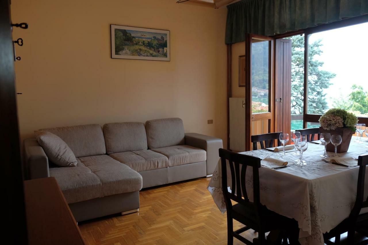 Borgo A Lago Sulzano Luaran gambar